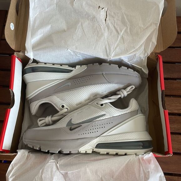 Nike Air Max Pulse Light Bone Women Size 7.5 Men Size 6(FN7459-002) - Picture 12 of 15